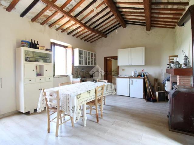 Villetta indipendente in vendita di 260 m² in Via Casalina