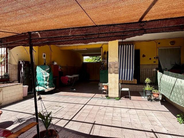 Villetta indipendente in vendita di 260 m² in Via Cesare Battisti