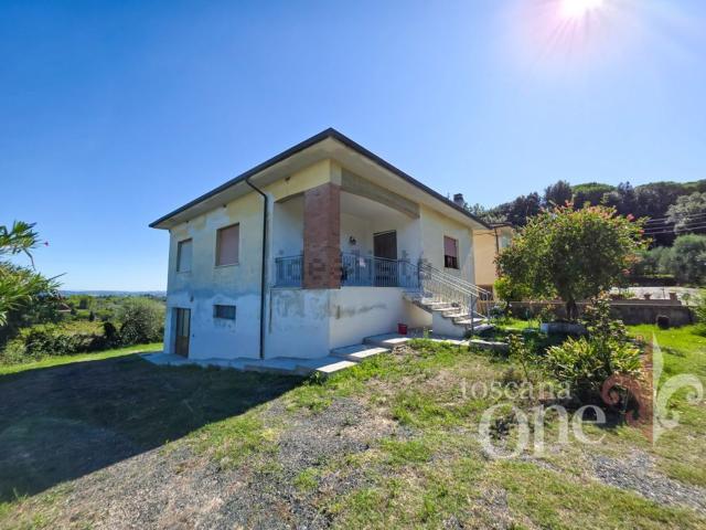 Villetta indipendente in vendita di 260 m² in Via Andrea Baldi, 68