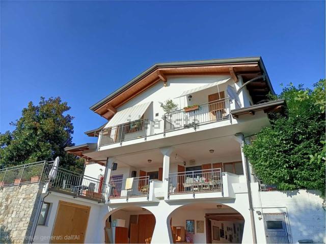Villetta indipendente in vendita di 260 m² in Via Bodacco