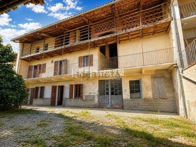 Villetta indipendente in vendita di 260 m² in Via Breccia