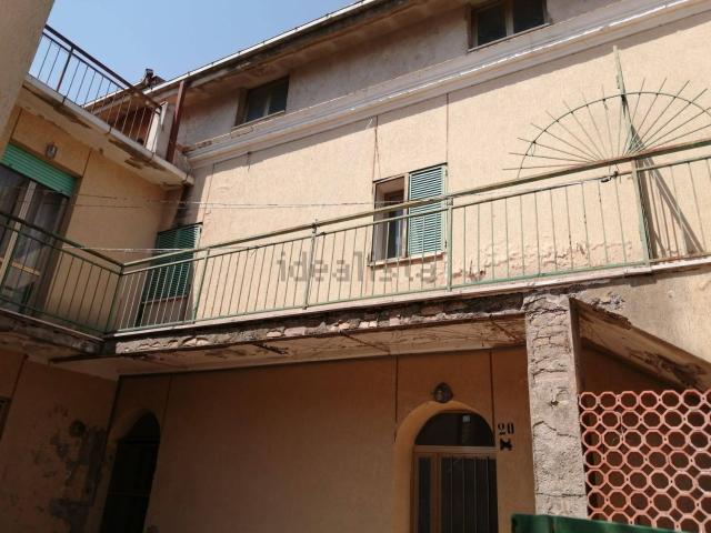 Villetta indipendente in vendita di 260 m² in Via Giuseppe Garibaldi
