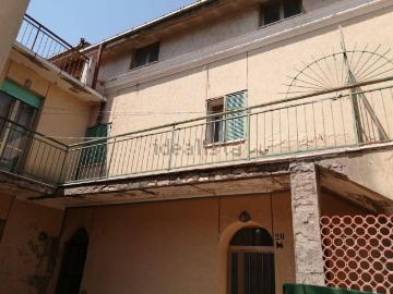 Villetta indipendente in vendita di 260 m² in Via Giuseppe Garibaldi