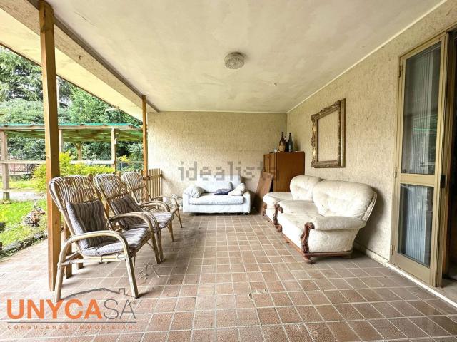 Villetta indipendente in vendita di 260 m² in Via Don Bosco