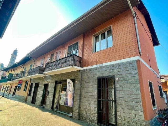 Villetta indipendente in vendita di 260 m² in Via Don Rampella, 2