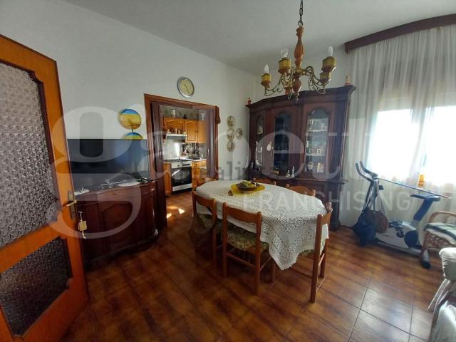 Villetta indipendente in vendita di 260 m² in Via del Bosco