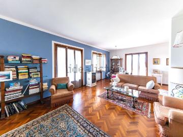 Villetta indipendente in vendita di 260 m² in Via del Tiro a Segno
