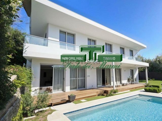 Villetta indipendente in vendita di 260 m² in Via dell&apos Acqua, 56