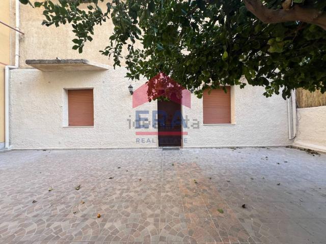 Villetta indipendente in vendita di 260 m² in Via Enrico Caruso, 50