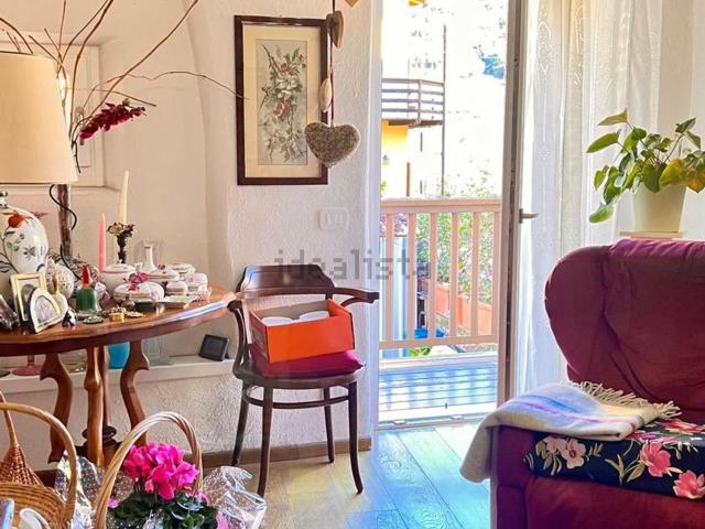 Villetta indipendente in vendita di 260 m² in Via Monte Grappa