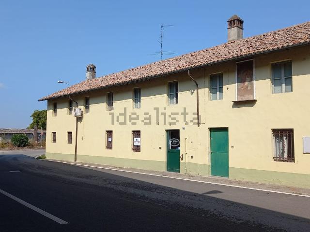 Villetta indipendente in vendita di 260 m² in Via Maestra