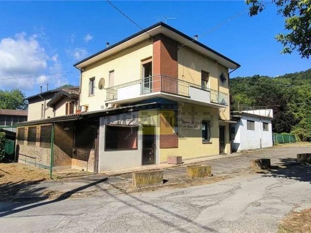 Villetta indipendente in vendita di 260 m² in Via Marazzuola, 12