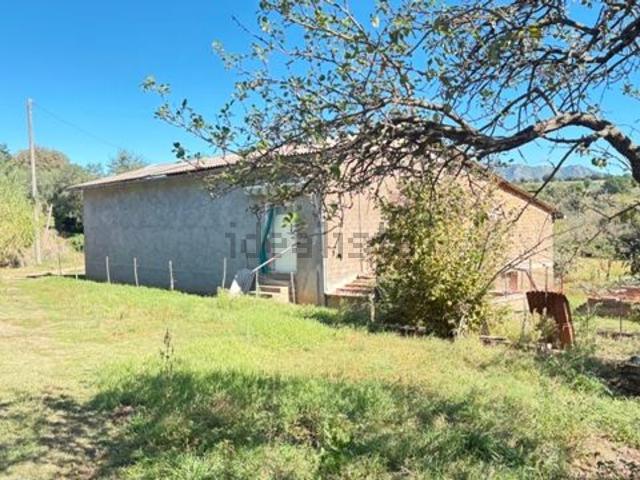 Villetta indipendente in vendita di 260 m² in Via sandali