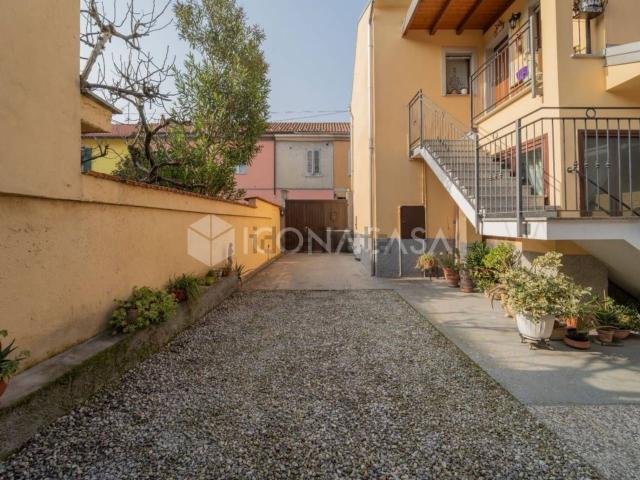 Villetta indipendente in vendita di 260 m² in Via Santini, 66