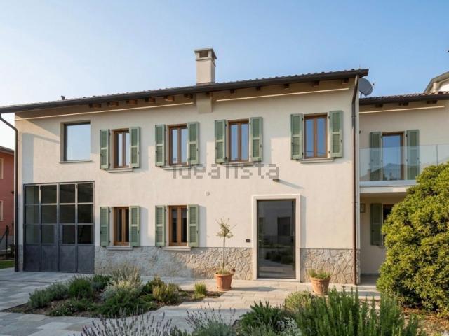 Villetta indipendente in vendita di 260 m² in Via Sile