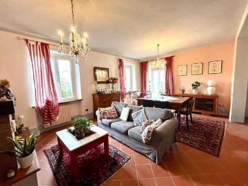 Villetta indipendente in vendita di 260 m² in Via Statale