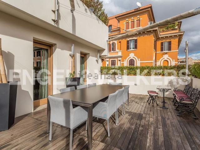 Villetta indipendente in vendita di 260 m² in Via Paolo Segneri
