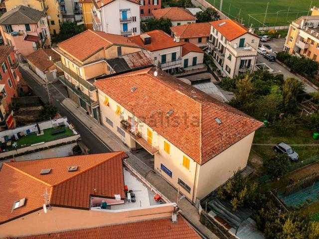 Villetta indipendente in vendita di 260 m² in Via per Santa Vittoria, 17