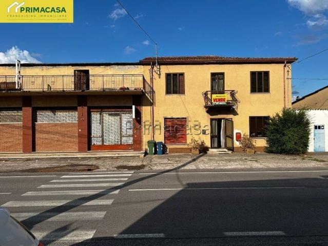 Villetta indipendente in vendita di 260 m² in Via Pilastro
