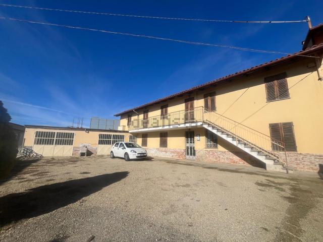 Villetta indipendente in vendita di 260 m² in Via Roma, 53