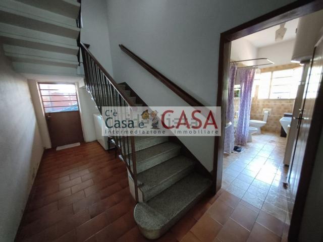 Villetta indipendente in vendita di 260 m² in Via Roma, 25