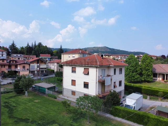 Villetta indipendente in vendita di 260 m² in Via Raffaello, 18