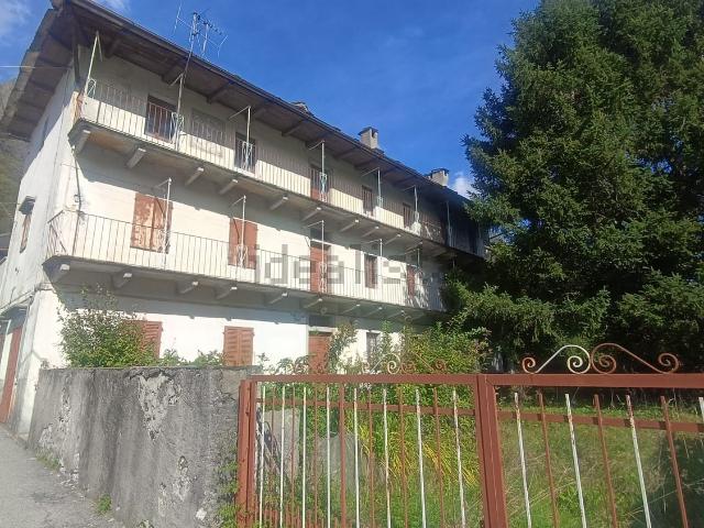 Villetta indipendente in vendita di 260 m² in Via Risorgimento, 1