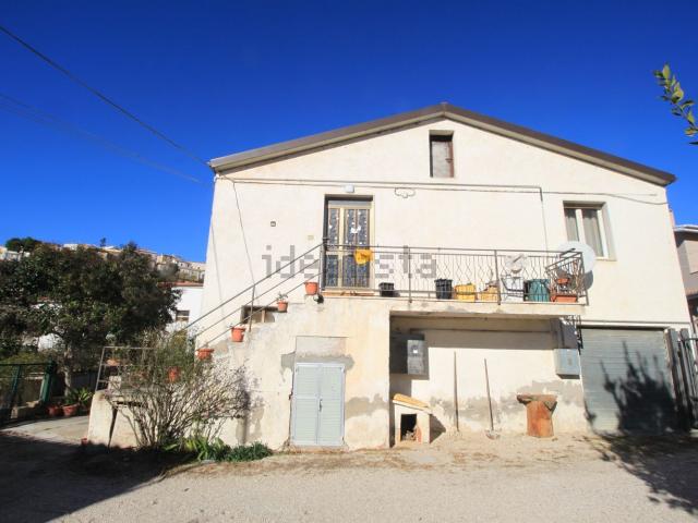 Villetta indipendente in vendita di 260 m² in Viale dei Pini