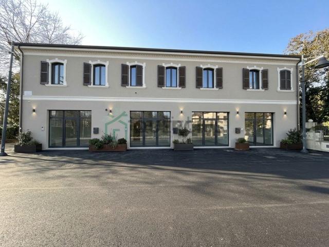 Villetta indipendente in vendita di 260 m² in Viale Giovanni Baron