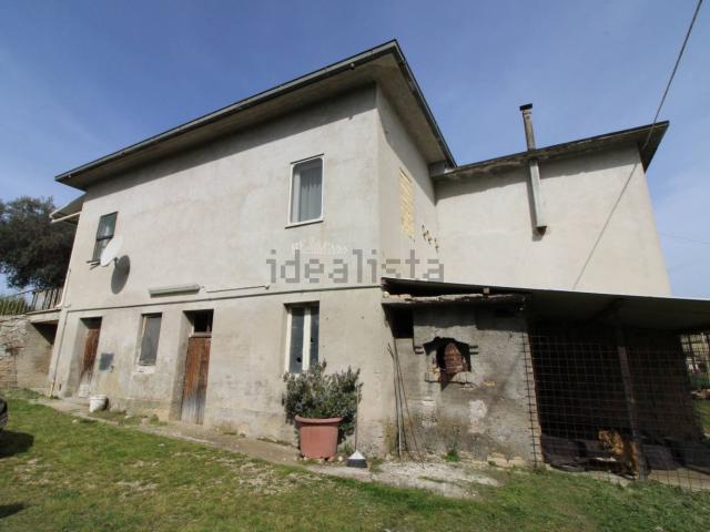 Villetta indipendente in vendita di 260 m² in Contrada Tesino, 45