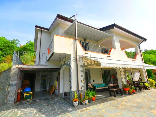 Villetta indipendente in vendita di 260 m² in Strada Statale 1