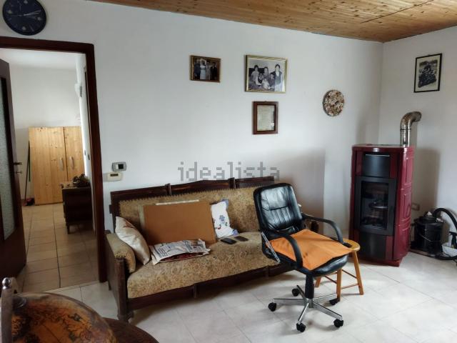 Villetta indipendente in vendita di 262 m² in Strada Tagliata, 976