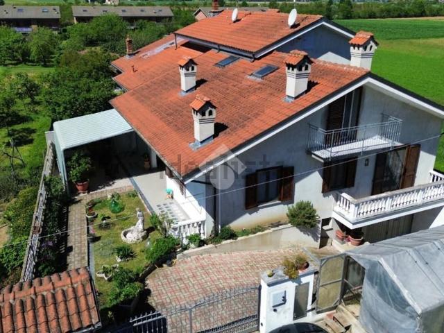Villetta indipendente in vendita di 264 m² in Via Poirino