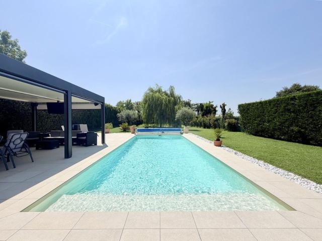 Villetta indipendente in vendita di 264 m² in Località Origioso, 17