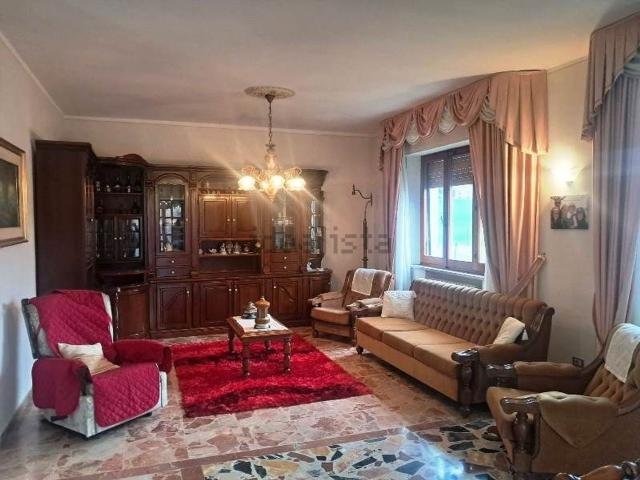 Villetta indipendente in vendita di 264 m² in Strada Provinciale Maranzano