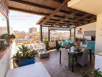 Villetta indipendente in vendita di 265 m²