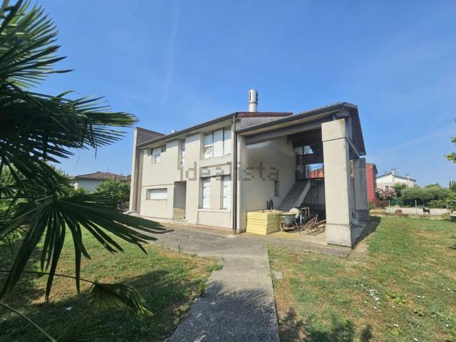 Villetta indipendente in vendita di 265 m² in Via Chiesa di Ponso