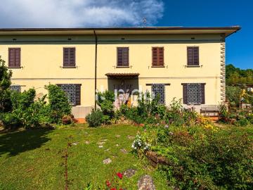Villetta indipendente in vendita di 265 m² in Via Giovanni Falcone