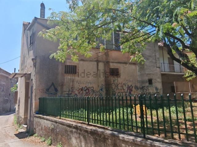 Villetta indipendente in vendita di 265 m² in Via Iadevaia