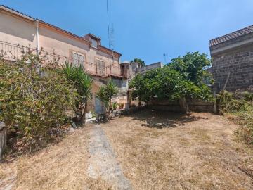 Villetta indipendente in vendita di 265 m² in Via Iadevaia