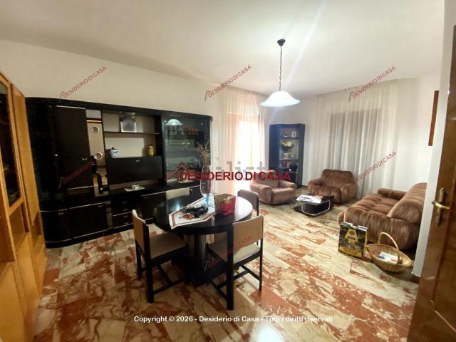 Villetta indipendente in vendita di 265 m² in Via San Basilio, 45
