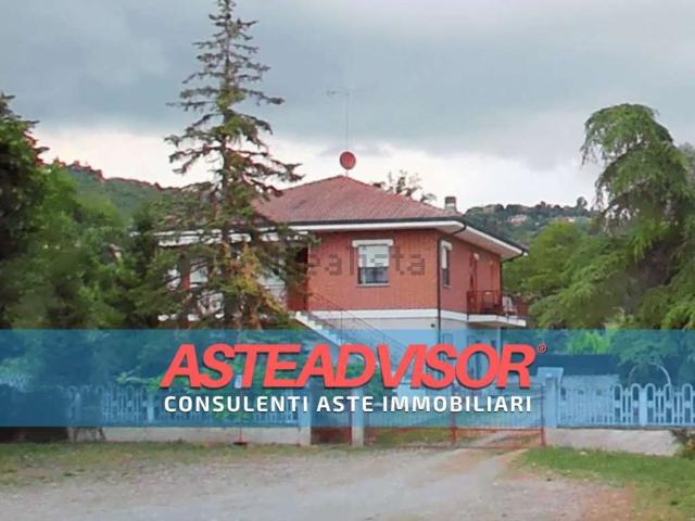 Villetta indipendente in vendita di 265 m² in Via Torino, 36