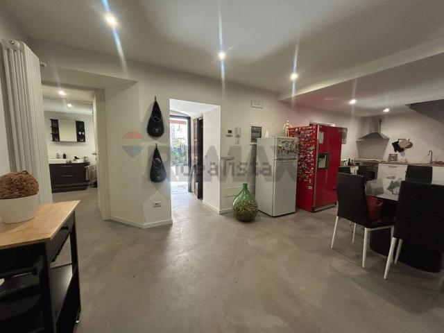 Villetta indipendente in vendita di 266 m² in Piazza 11 Febbraio, 8