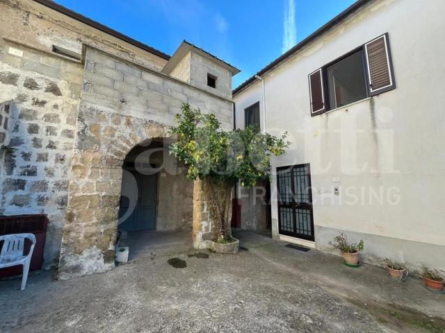 Villetta indipendente in vendita di 267 m² in Via Gorizia