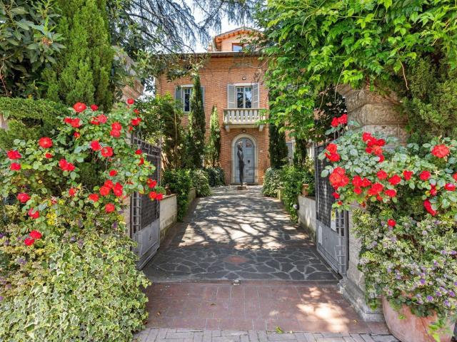 Villetta indipendente in vendita di 267 m² in Via Giuseppe Mazzini, 50