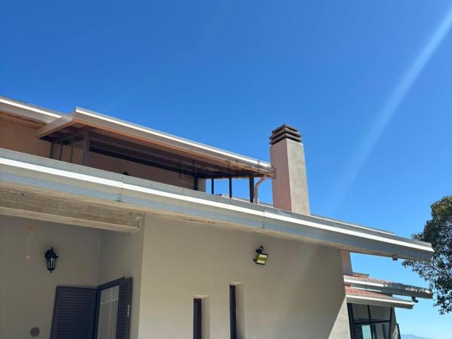 Villetta indipendente in vendita di 267 m² in Via Favale, 92