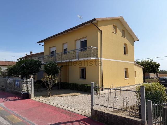 Villetta indipendente in vendita di 268 m² in Via Campone Sala