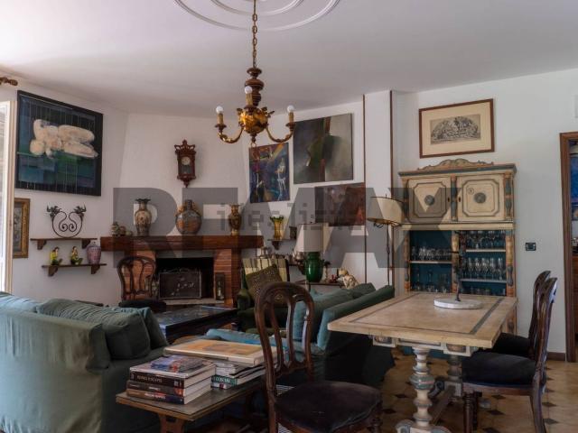 Villetta indipendente in vendita di 268 m² in Via Orbregno, 23