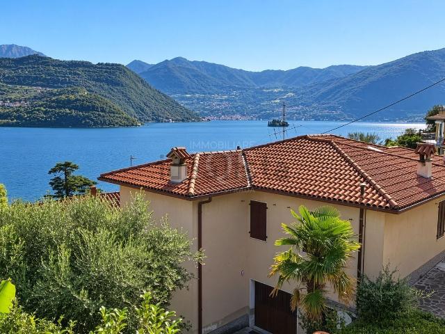 Villetta indipendente in vendita di 268 m² in Via Moia, 27