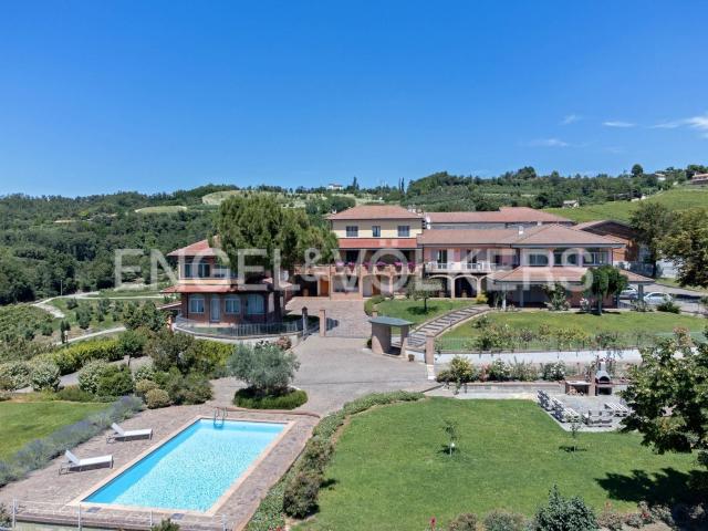Villetta indipendente in vendita di 2700 m² in Strada Vallescura, 22
